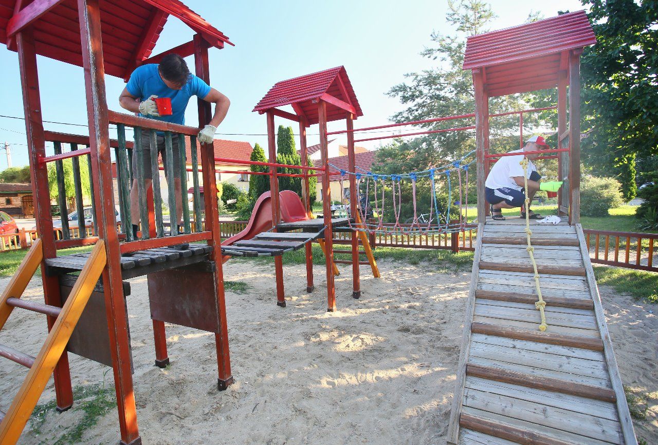 Nátěry dětských hřišť