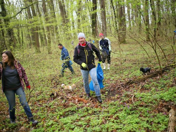 Uklízeli jsme Lednici v rámci akce Ukliďme Česko