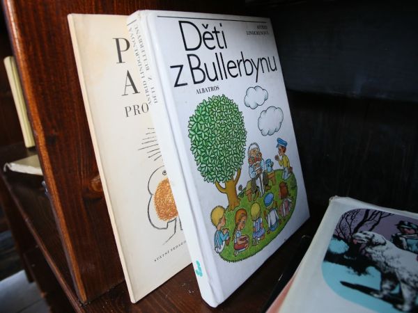 Otevřeli jsme První lednickou knihobudku